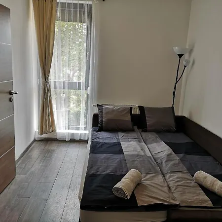 Aapartman 1.0 * Πετς